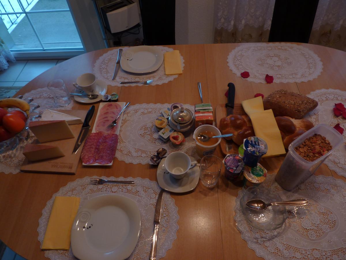 Viktoria'S Bnb Unterkulm Екстериор снимка